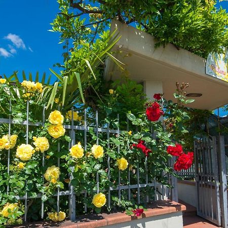 Bed & Breakfast Profumo D'Estate Agliana Esterno foto