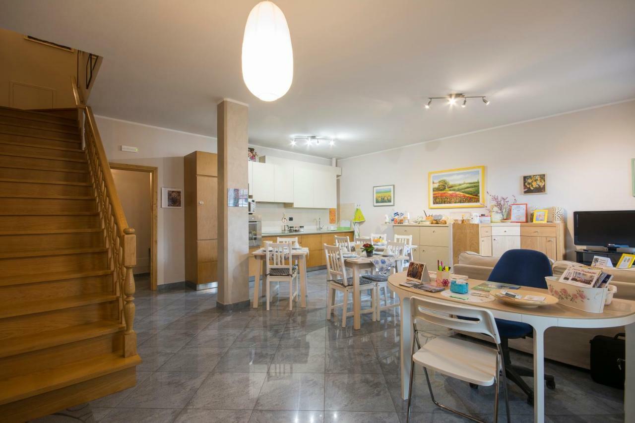 Bed & Breakfast Profumo D'Estate Agliana Esterno foto