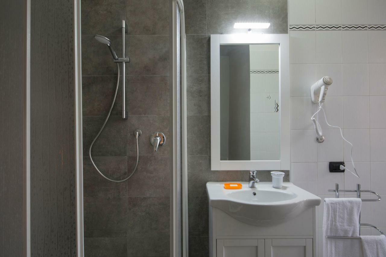 Bed & Breakfast Profumo D'Estate Agliana Esterno foto