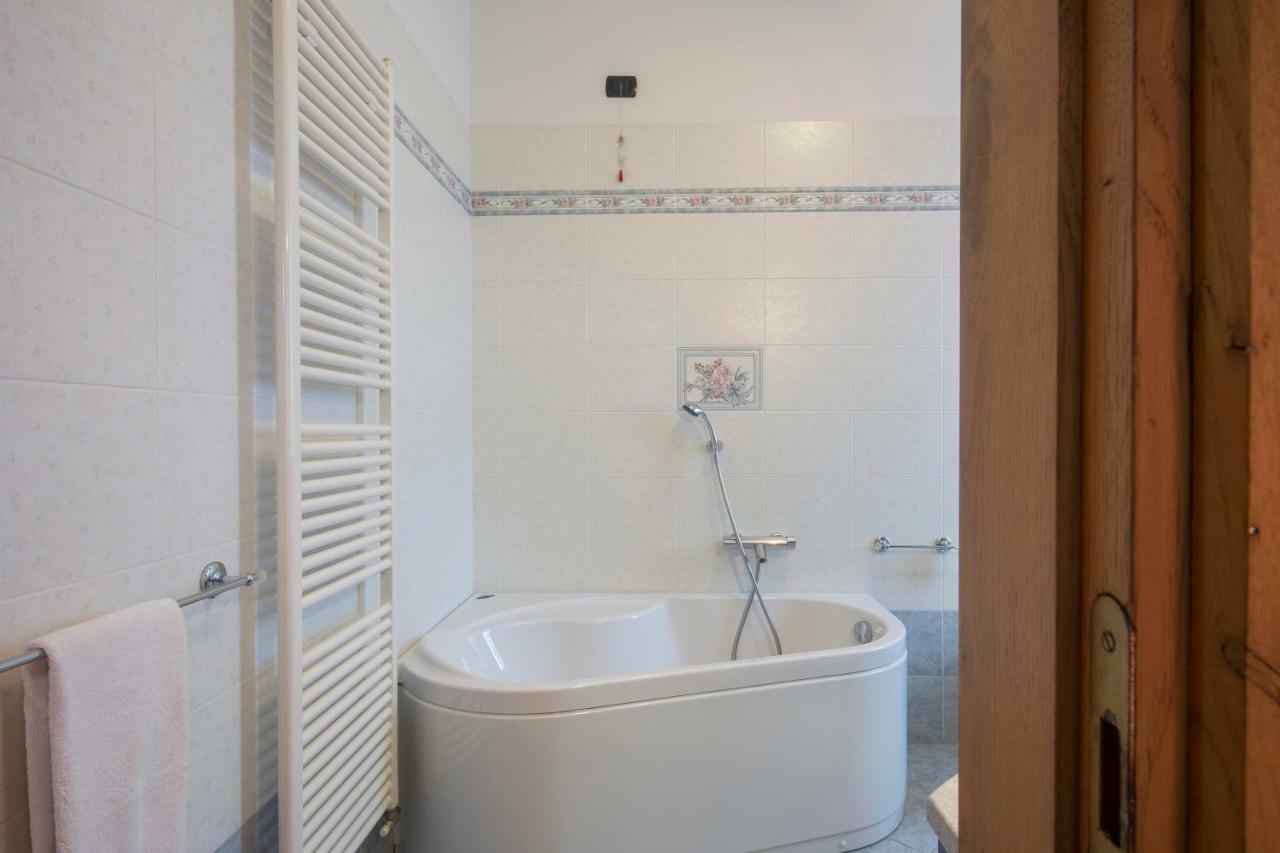 Bed & Breakfast Profumo D'Estate Agliana Esterno foto