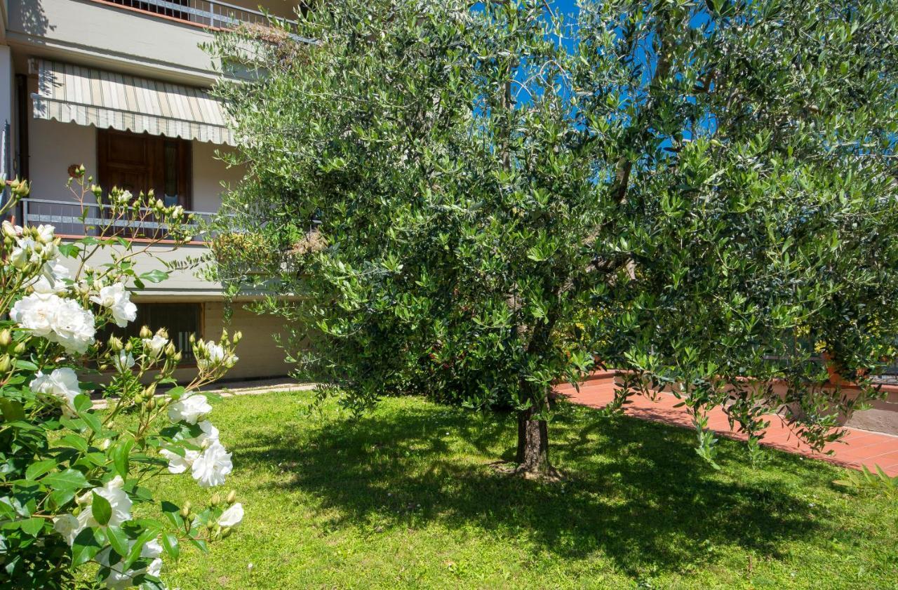 Bed & Breakfast Profumo D'Estate Agliana Esterno foto