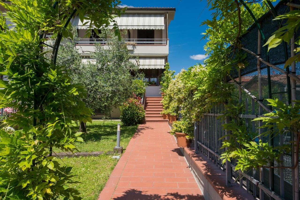 Bed & Breakfast Profumo D'Estate Agliana Esterno foto