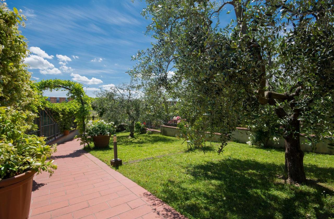 Bed & Breakfast Profumo D'Estate Agliana Esterno foto